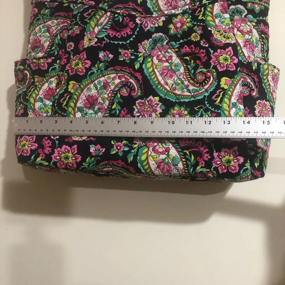 VERA BRADLEY PETAL PAISLEY TOTE BAG - Picture 6 of 9